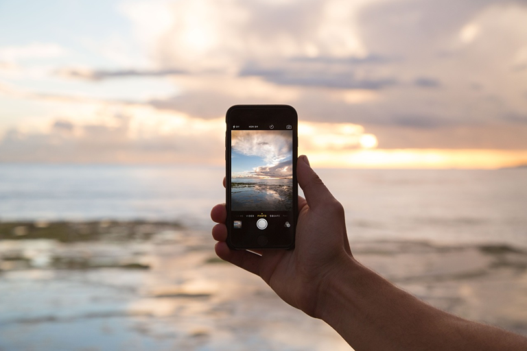 Read more about the article What are Cell Phones made of?